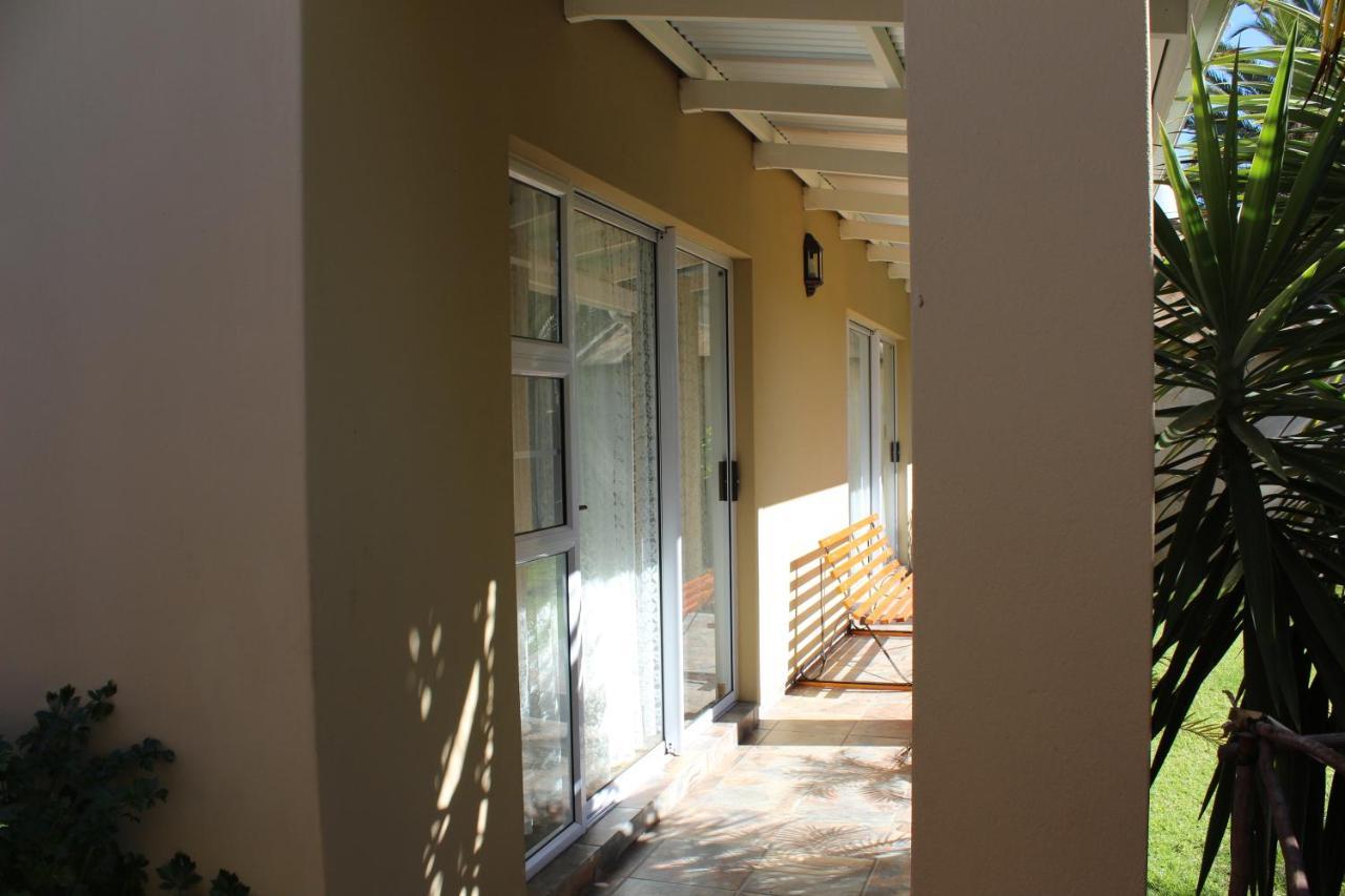 van Biljon Cottage Oudtshoorn Exteriör bild